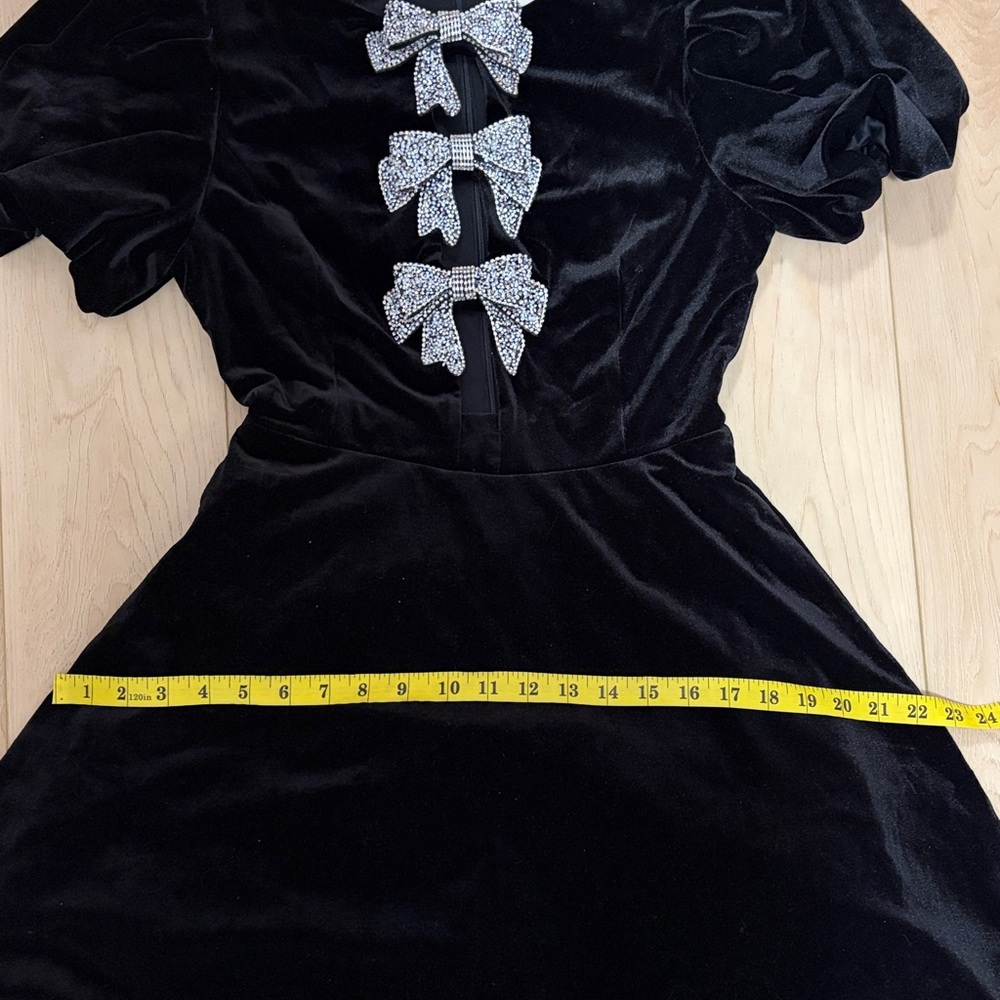 Mainstrip Bows and Velvet Minidress, Black, sz S (Junior’s) - Picture 12 of 14